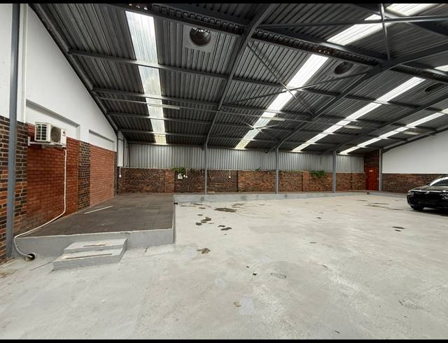 850M² WAREHOUSE TO LET IN CHLOORKOP